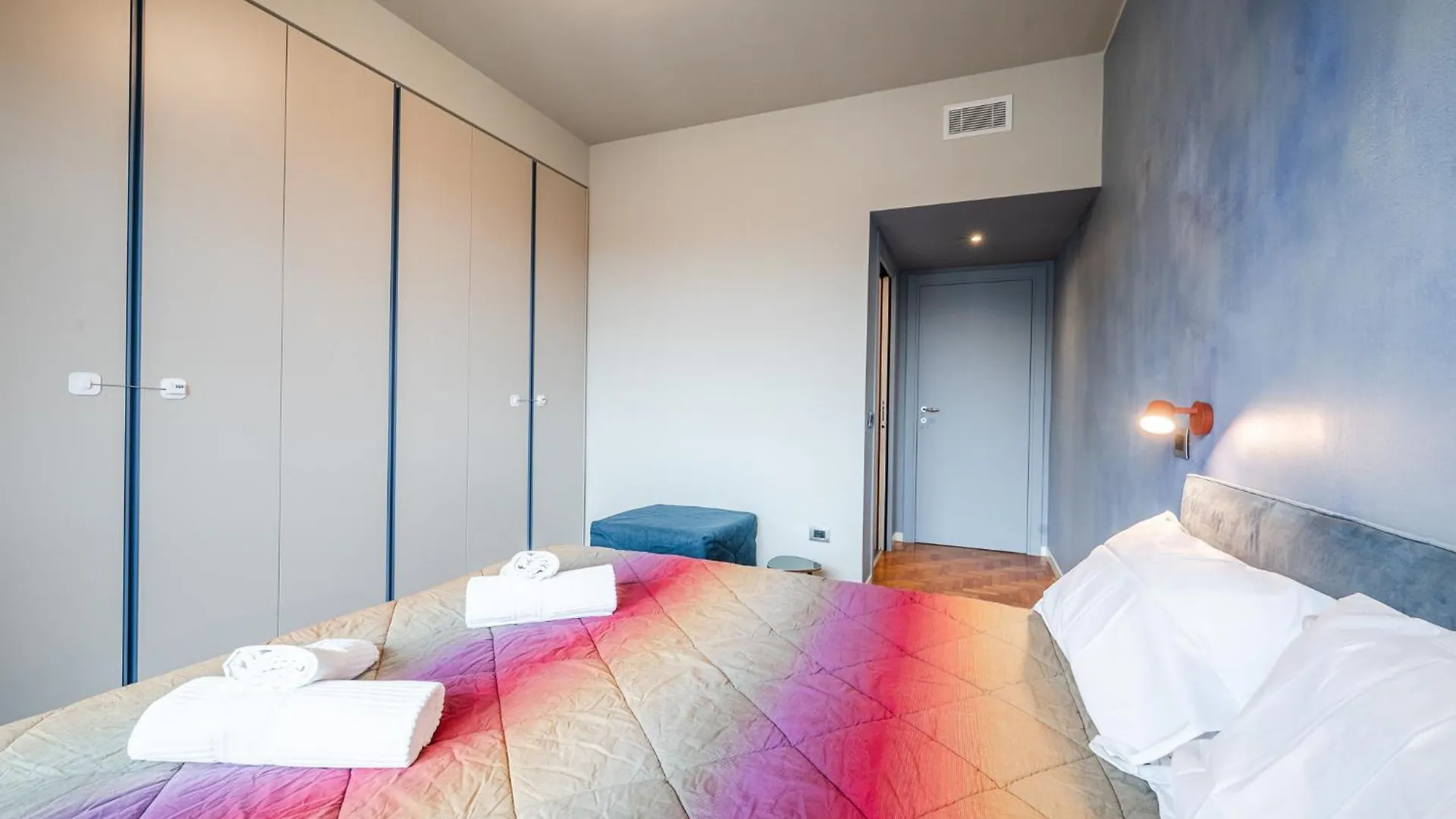 The Design Attic - City Life Area Milano 0*,  İtalya
